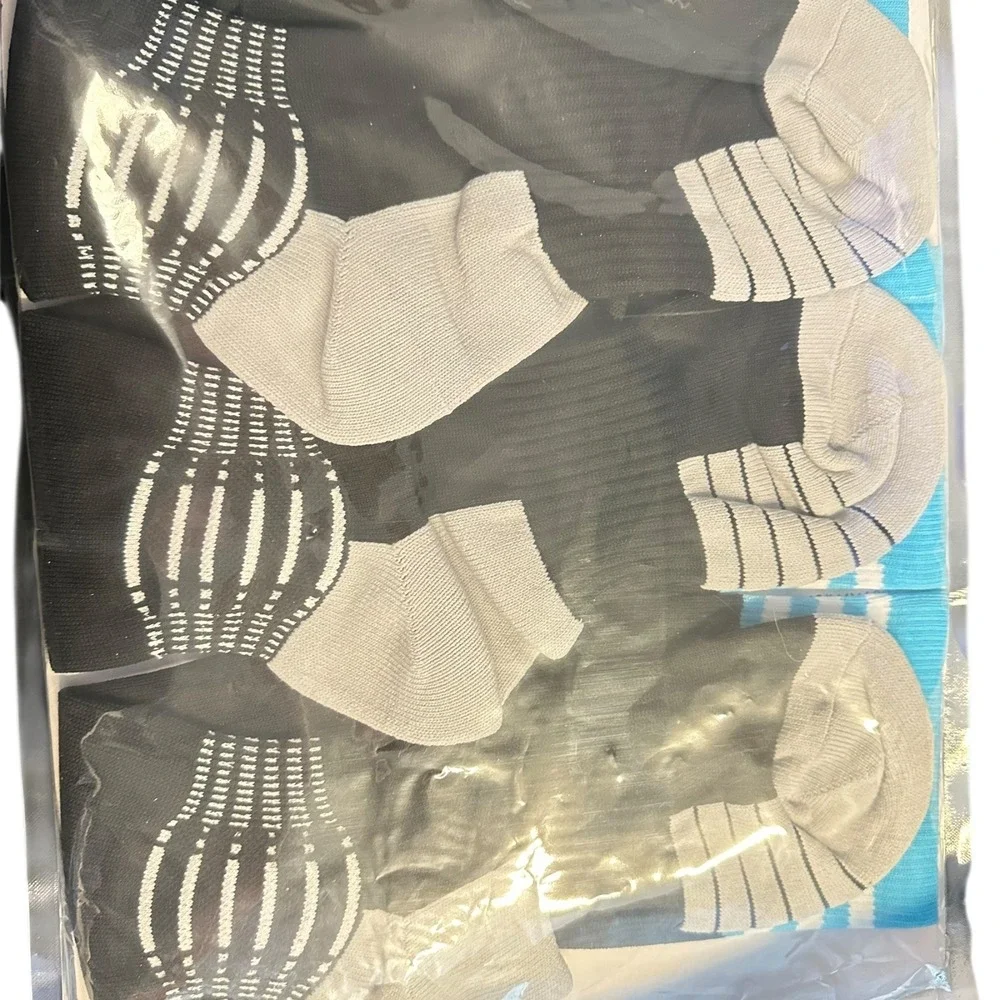 IRAMY Soccer Socks 3‎ Pack Black XL Athletic Sports Crew Grip New - Picture 2 of 6